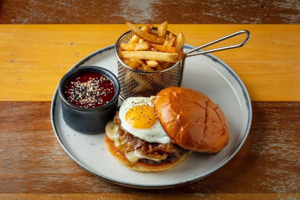 The Waterfront Beach Resort, A Hilton Hotel image 23