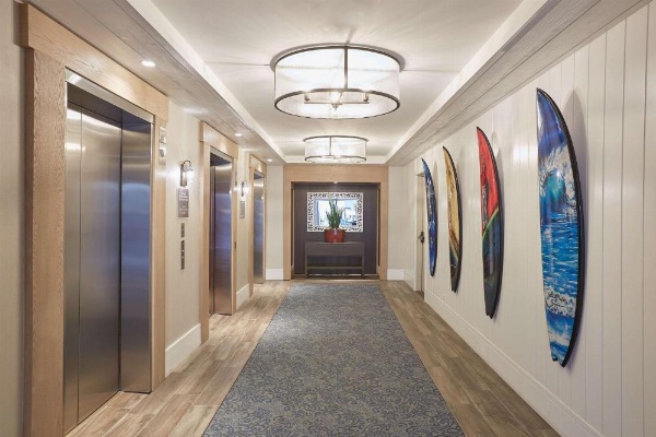 The Waterfront Beach Resort, A Hilton Hotel image 8